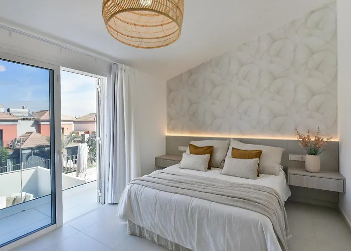 Hills 16 With Pool By Villagrancanaria *