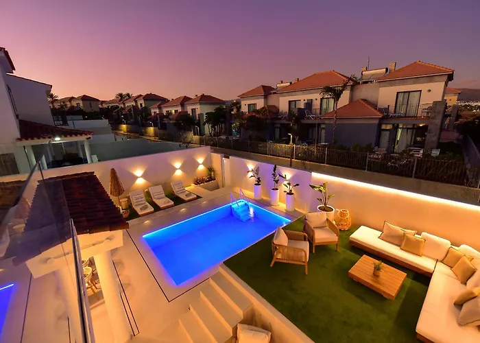 Villa Hills 16 With Pool By Villagrancanaria